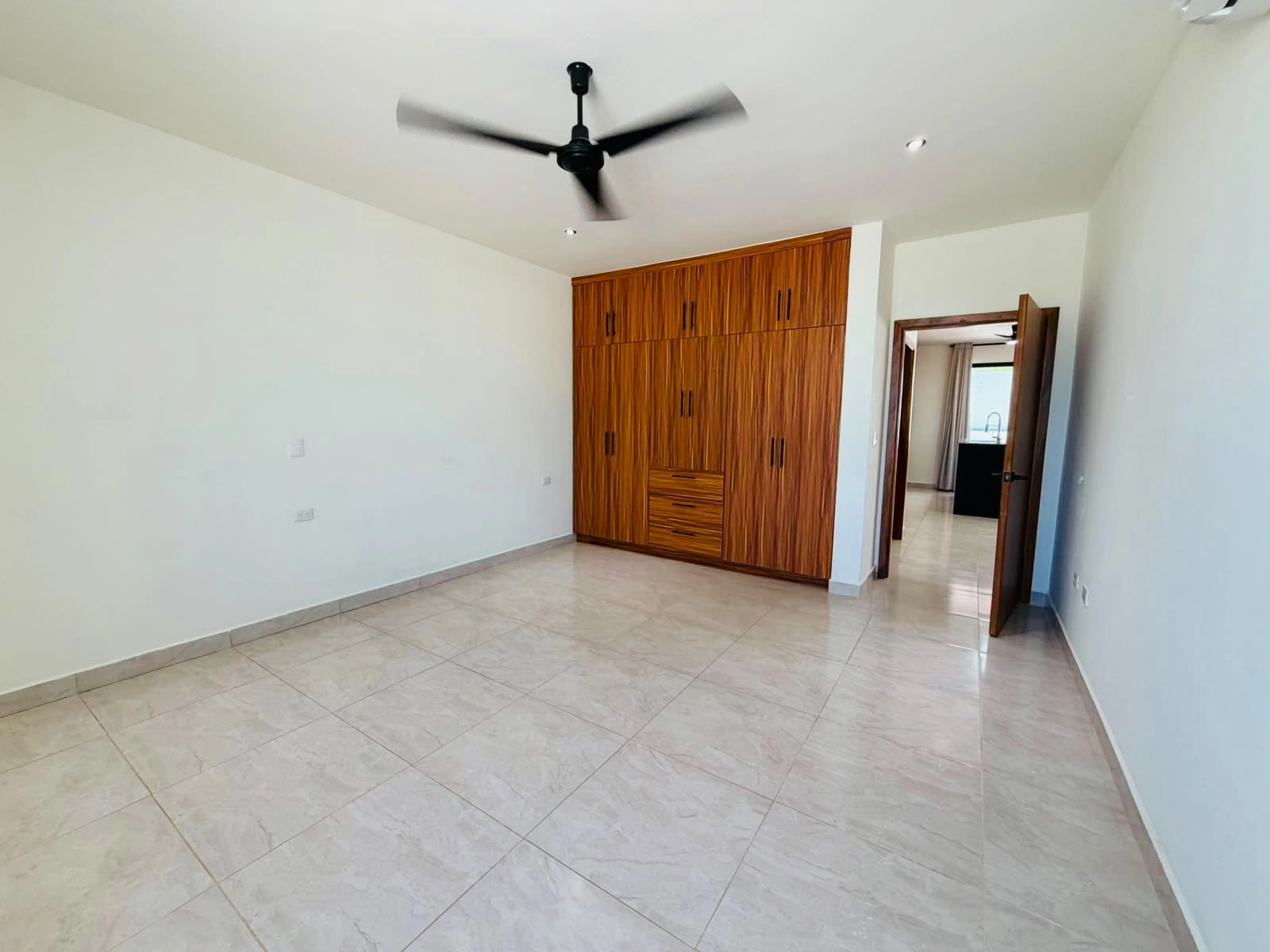 casa-venta-el-pedregal-san-carlos-closet-recamara
